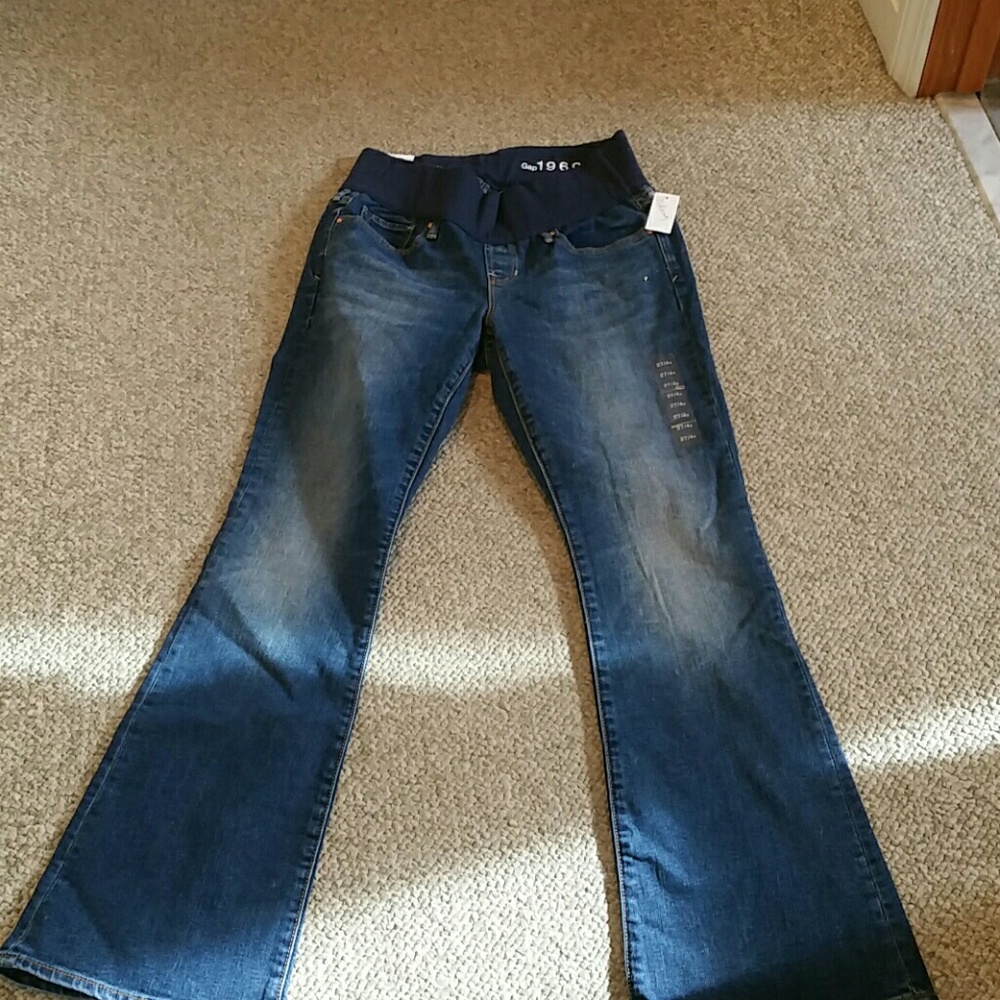 Gap 1969 NWT Maternity jeans